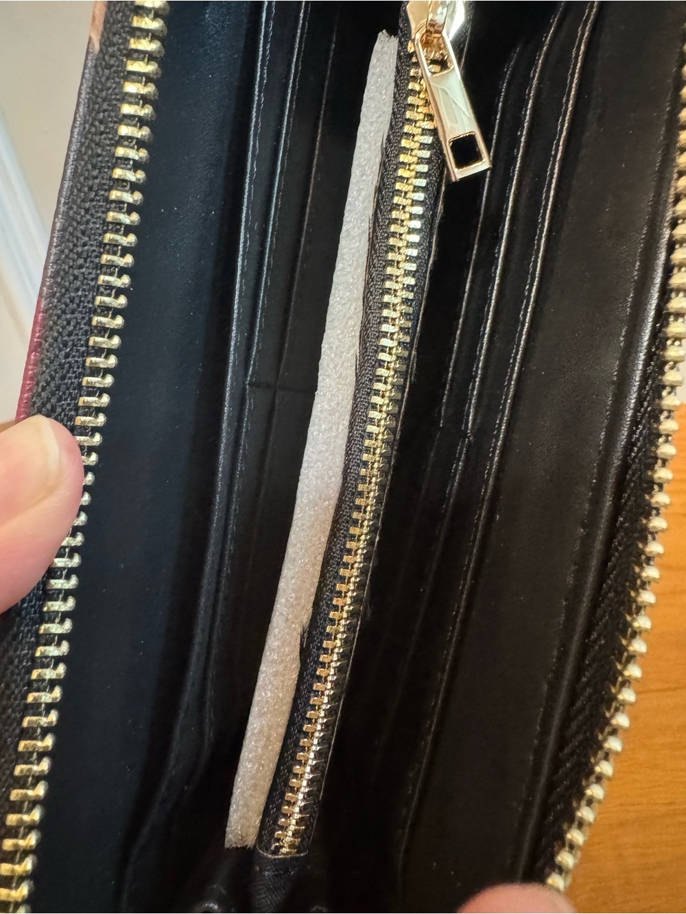 Black & Gold Women’s Inspirational Wristlet NWOT - Picture 8 of 8